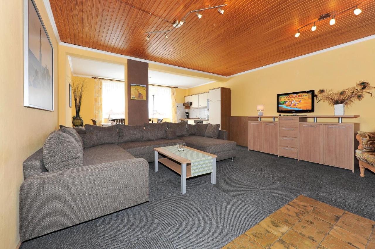בנסרסיל Friesenmeer Ferienwohnung Eins מראה חיצוני תמונה